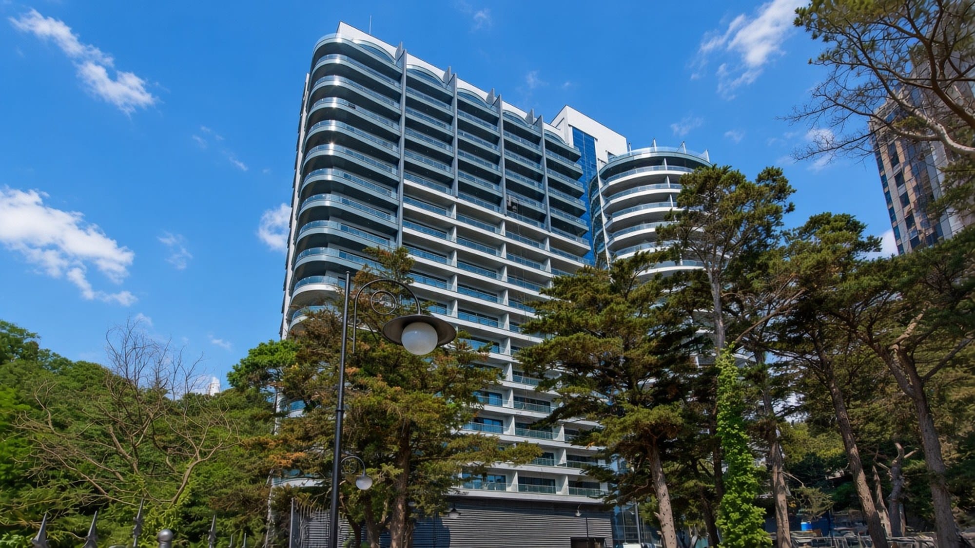Park House, Ялта — 68 м²