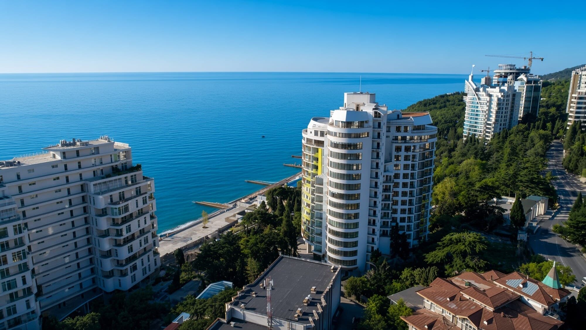 Лотос, Ялта — ЖК «Лотос» — сданный дом в Ялте, набережная имени В.И. Ленина, 4, Приморский пар