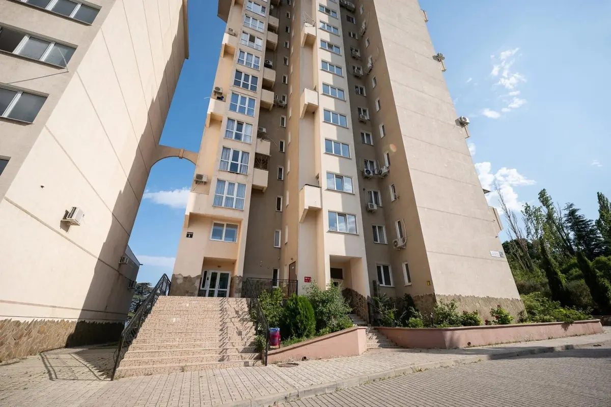 Однокомнатная квартира в Ялте, 98 м² — фото 9