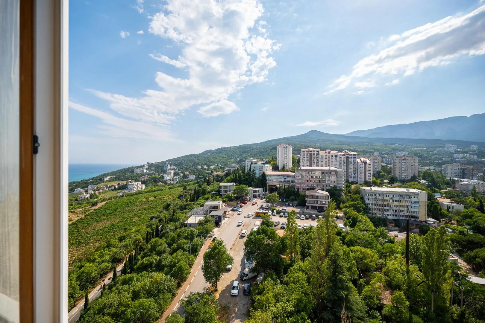 Квартира в Ялта — фото 3