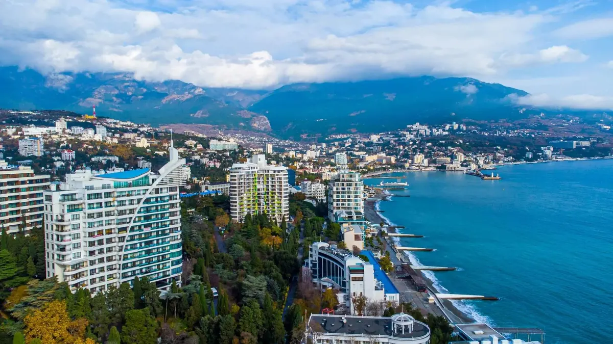 Однокомнатная квартира в Ялте, 67 м² — фото 13