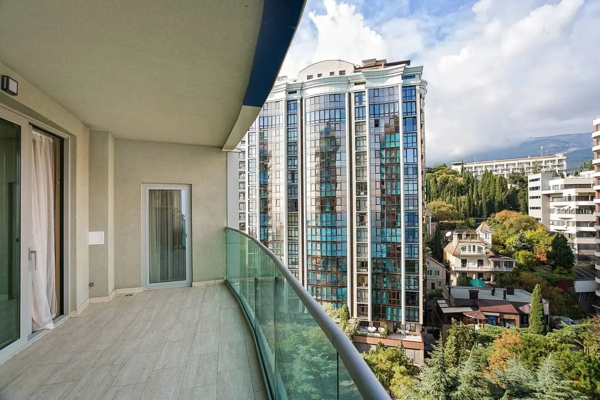 Трёхкомнатная квартира в Ялте, 141 м² — фото 7