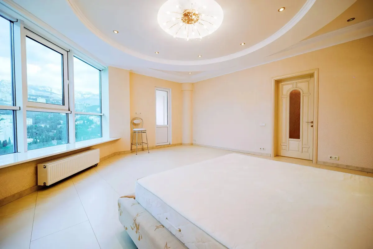 4-комнатная квартира в Ялте, 343 м² — фото 24