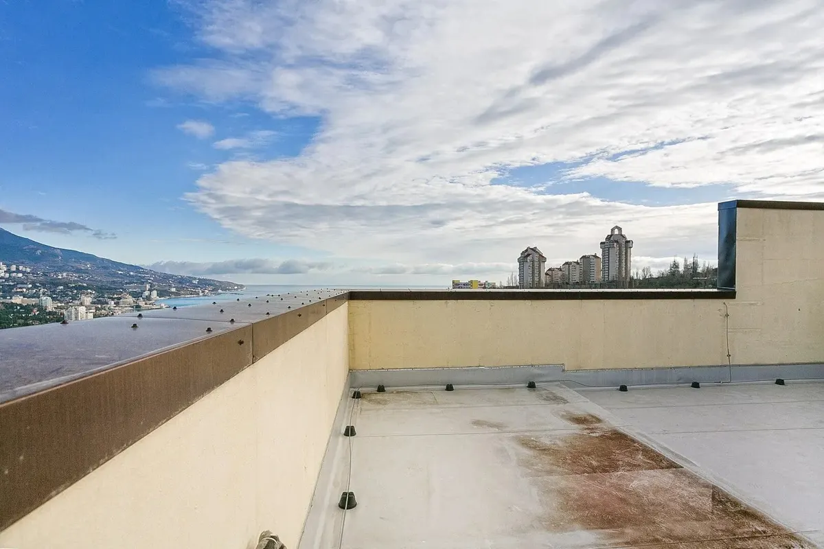 Трёхкомнатная квартира в Ялте, 107 м² — фото 10