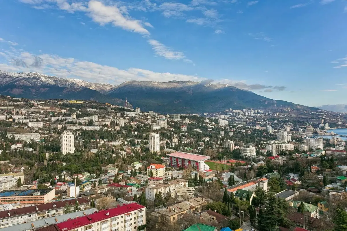 Трёхкомнатная квартира в Ялте, 107 м² — фото 14