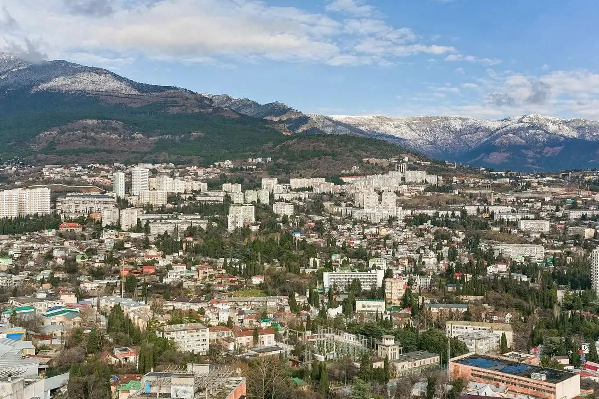 Трёхкомнатная квартира в Ялте, 107 м² — фото 9
