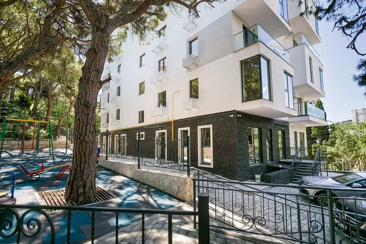 Однокомнатная квартира в Ялте, 90 м² — фото 11