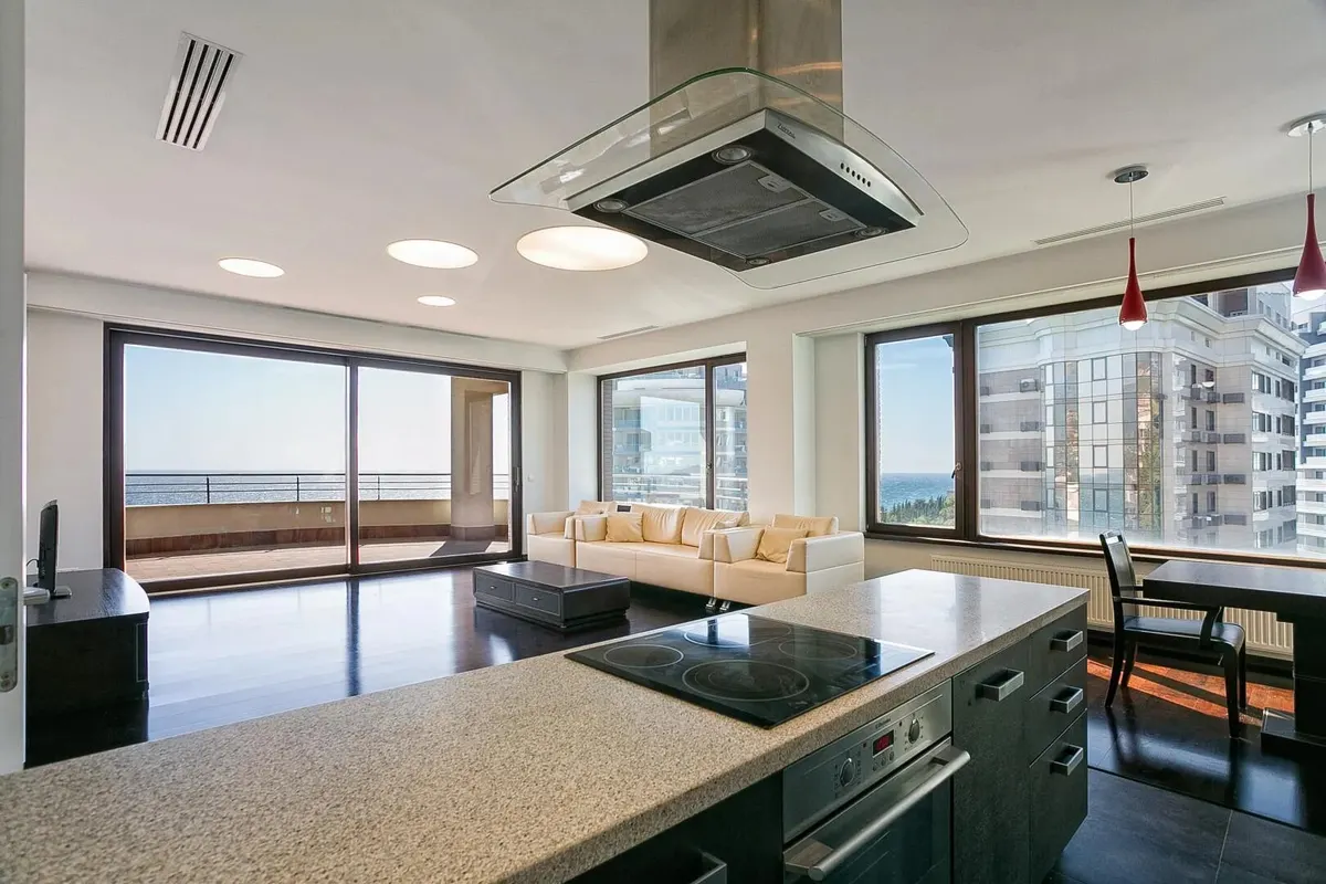 Трёхкомнатная квартира в Ялте, 177 м² — фото 3