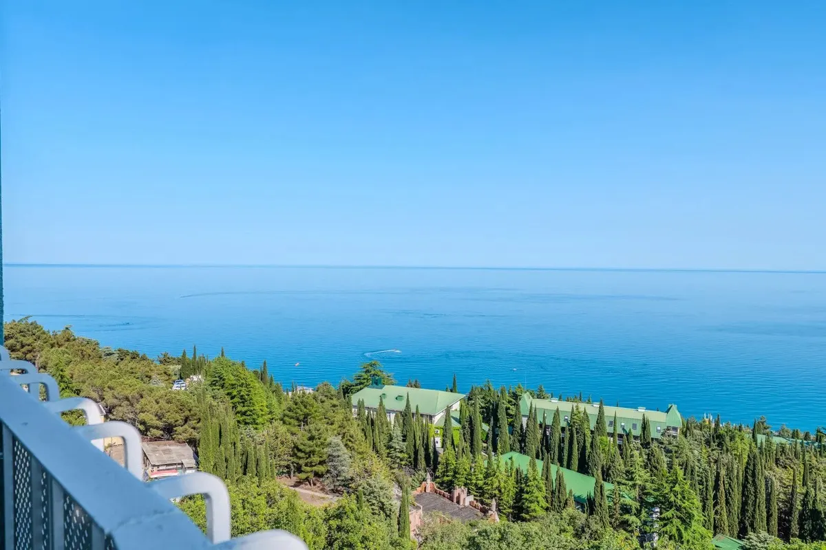 Однокомнатная квартира в Алуште, 50 м² — фото 5