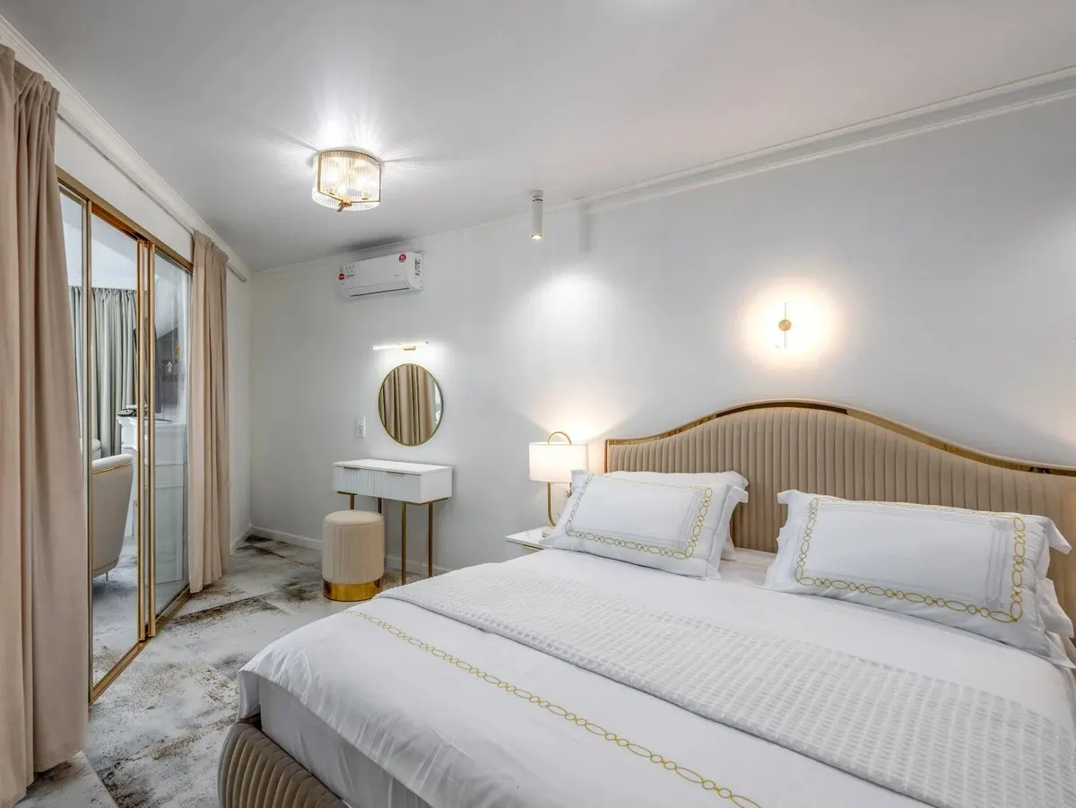 Двухкомнатная квартира в Ялте, 104 м² — фото 11