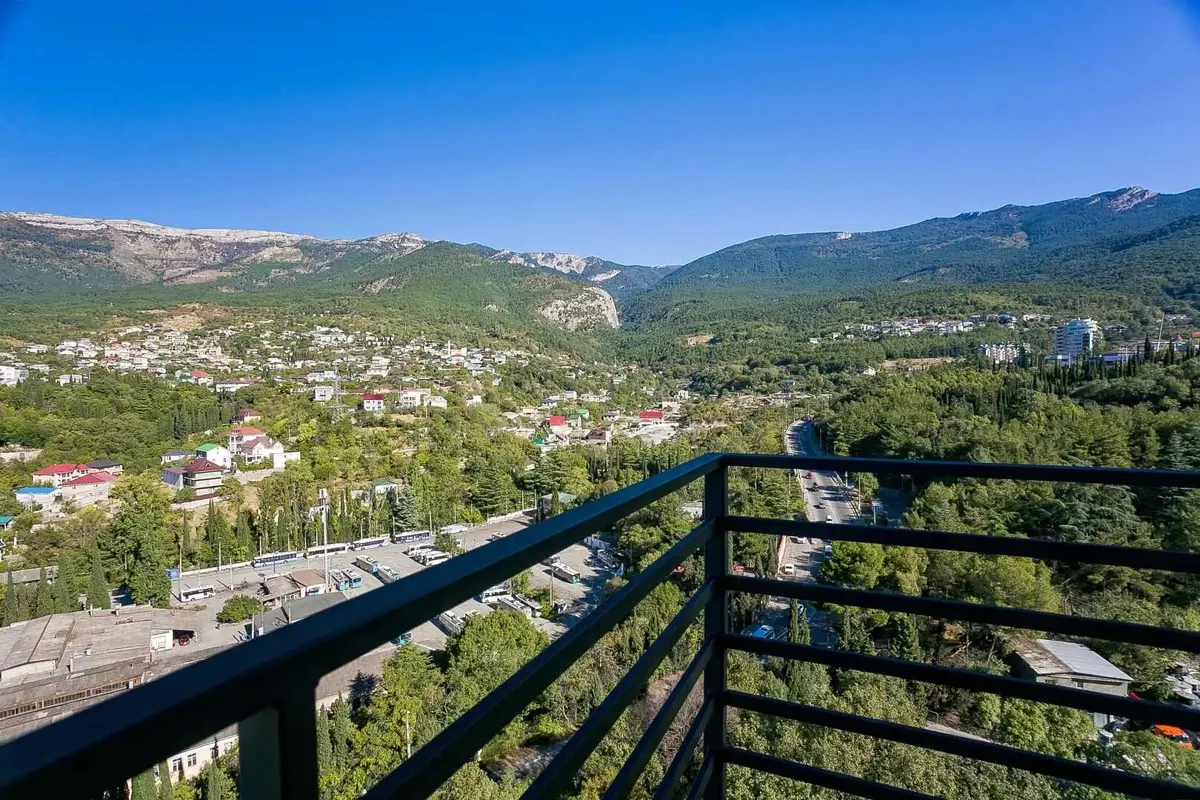 Однокомнатная квартира в Ялте, 51 м² — фото 6