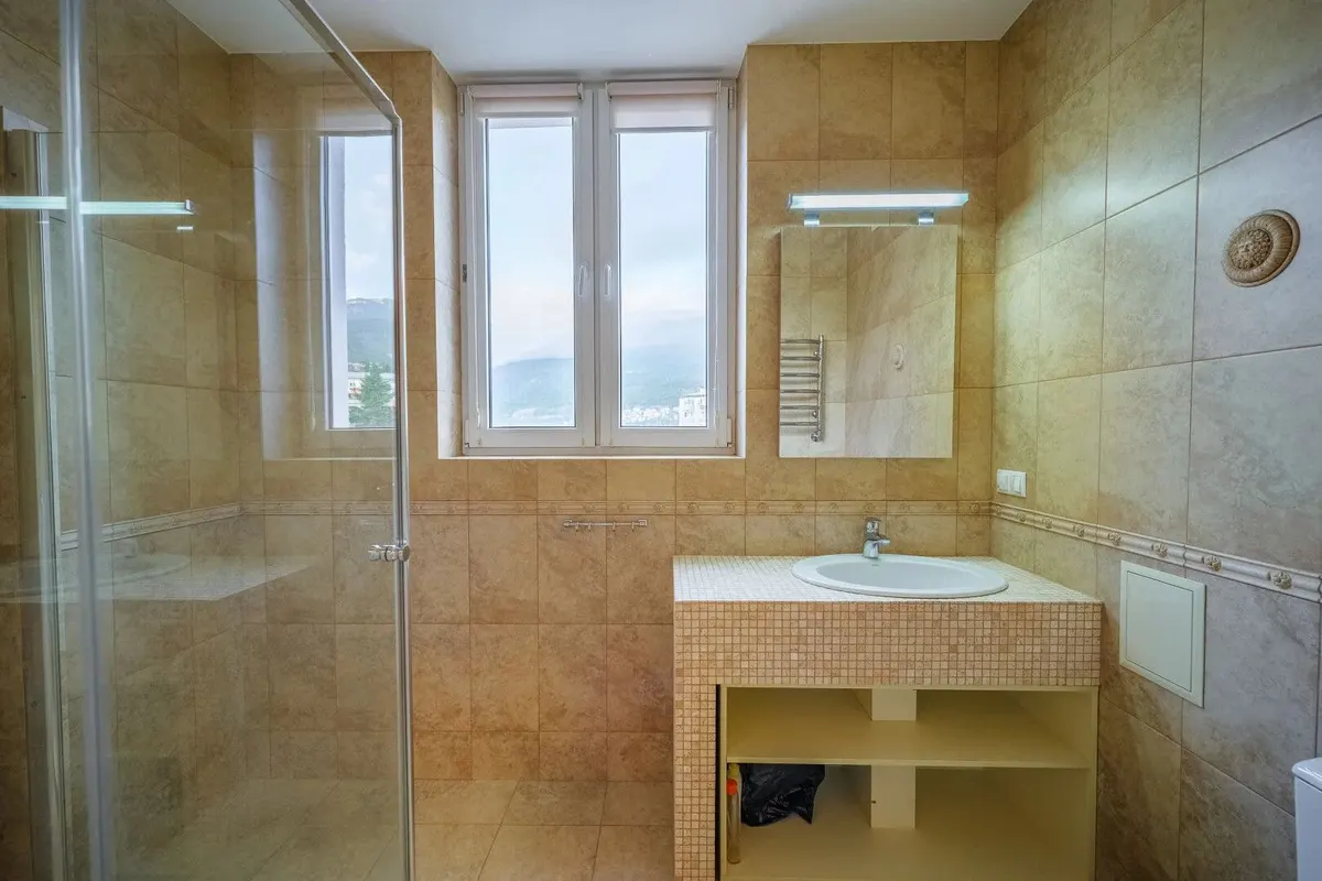 Однокомнатная квартира в Ялте, 71 м² — фото 10