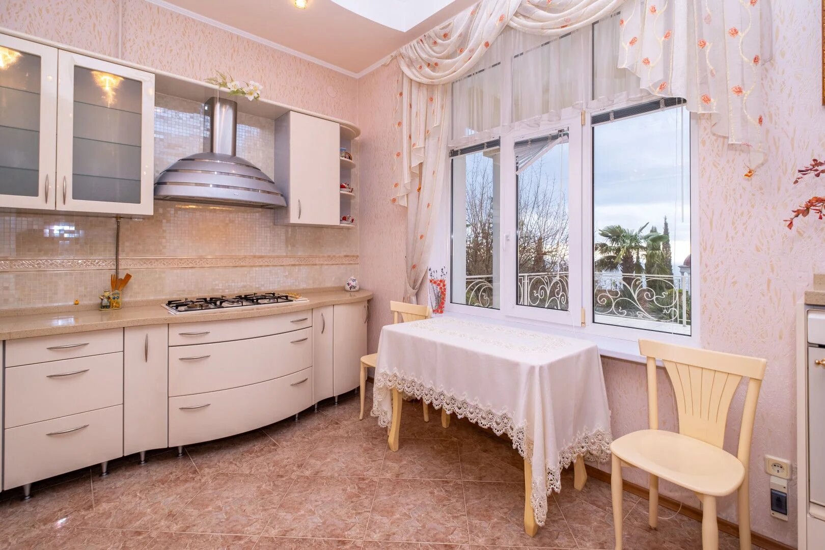 Дом в Восход, Ялта — фото 12