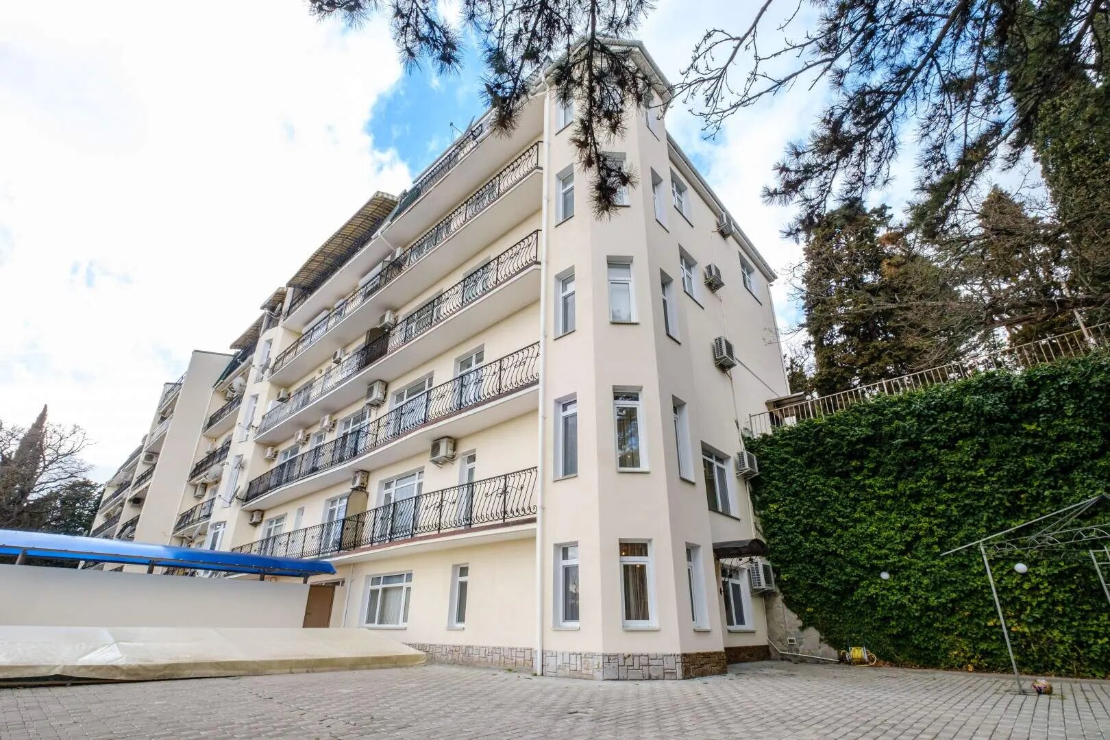 Квартира в Ялта — фото 5