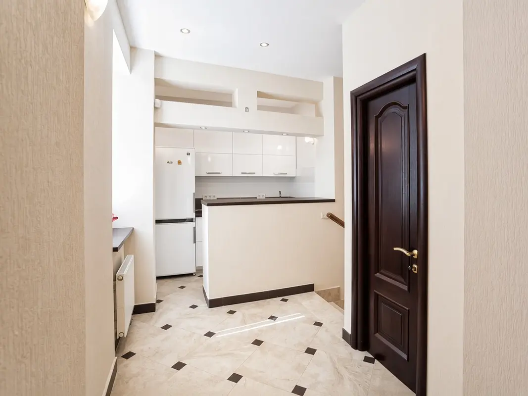Дом 960 м² в Ореанде, участок 4 сот.