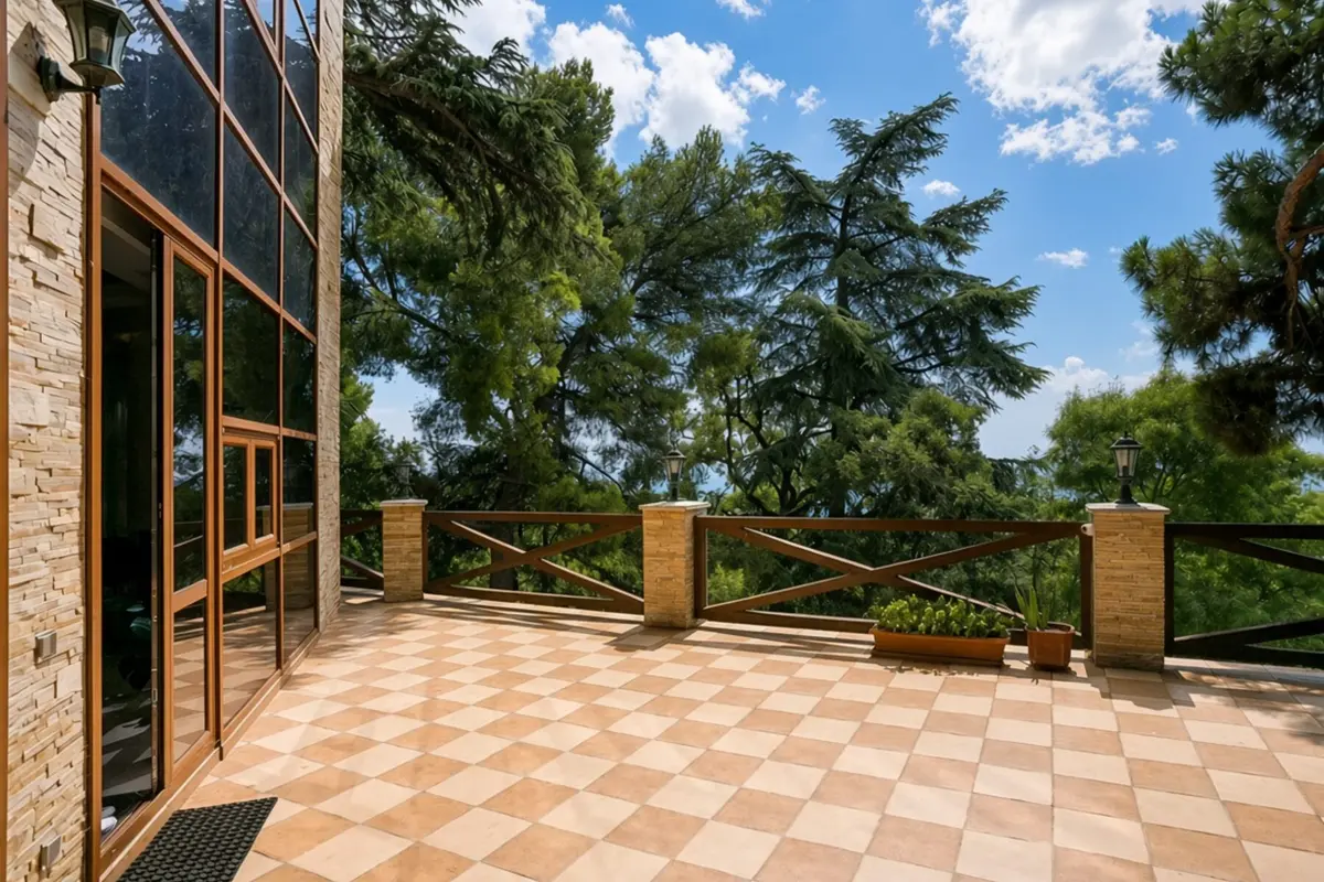 Дом 350 м² в Массандре, участок 2,4 сот.
