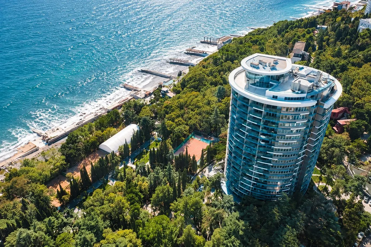 Апартаменты свободной планировки в «Зазеркалье», 85 м²