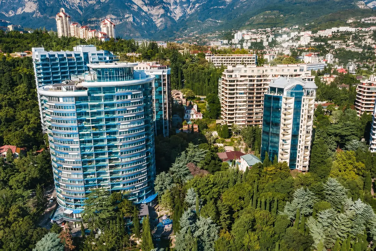 Апартаменты свободной планировки в «Зазеркалье», 85 м²