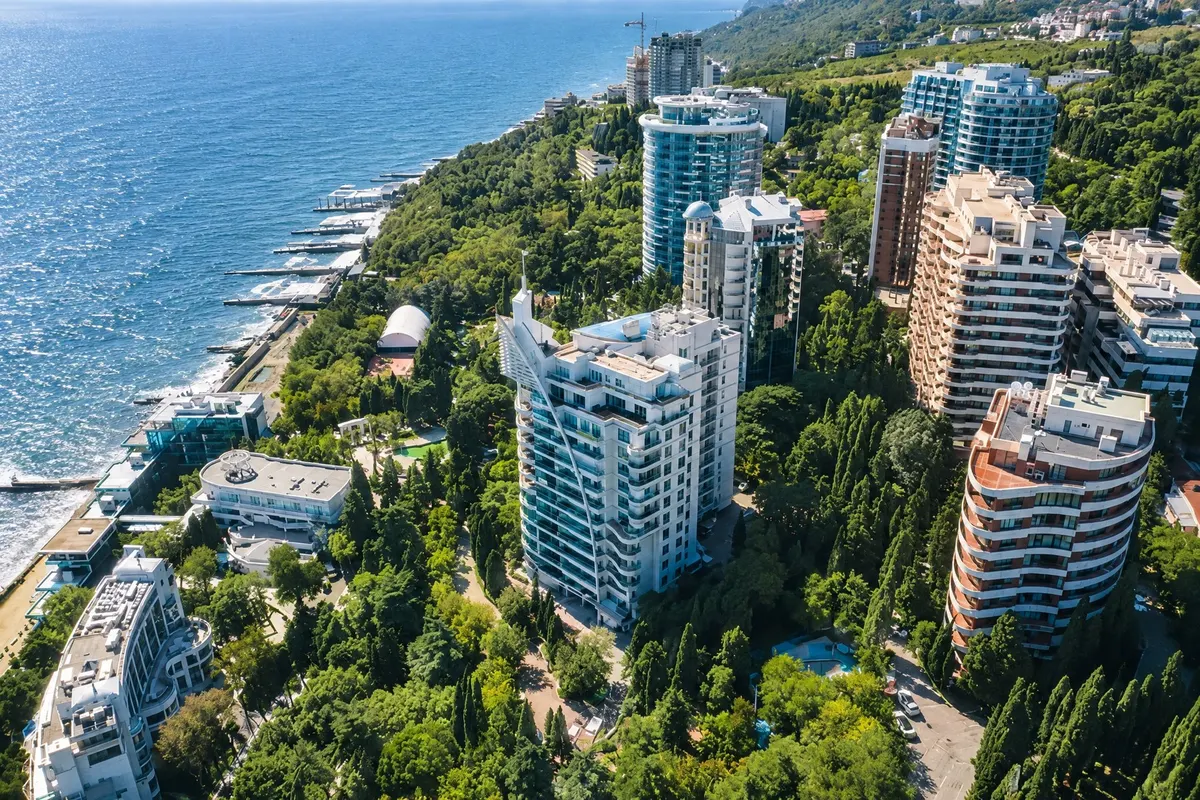 Апартаменты свободной планировки в «Зазеркалье», 85 м²