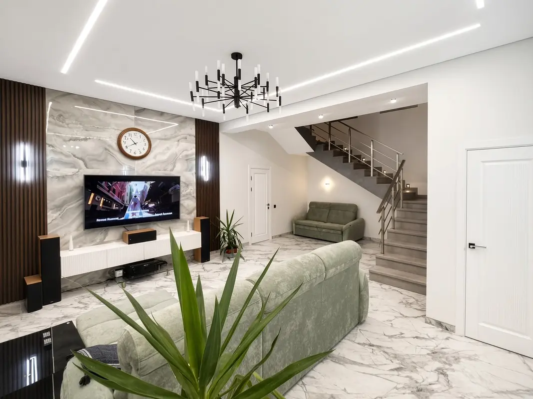 Дом 280 м² в Кореизе, участок 10 сот.