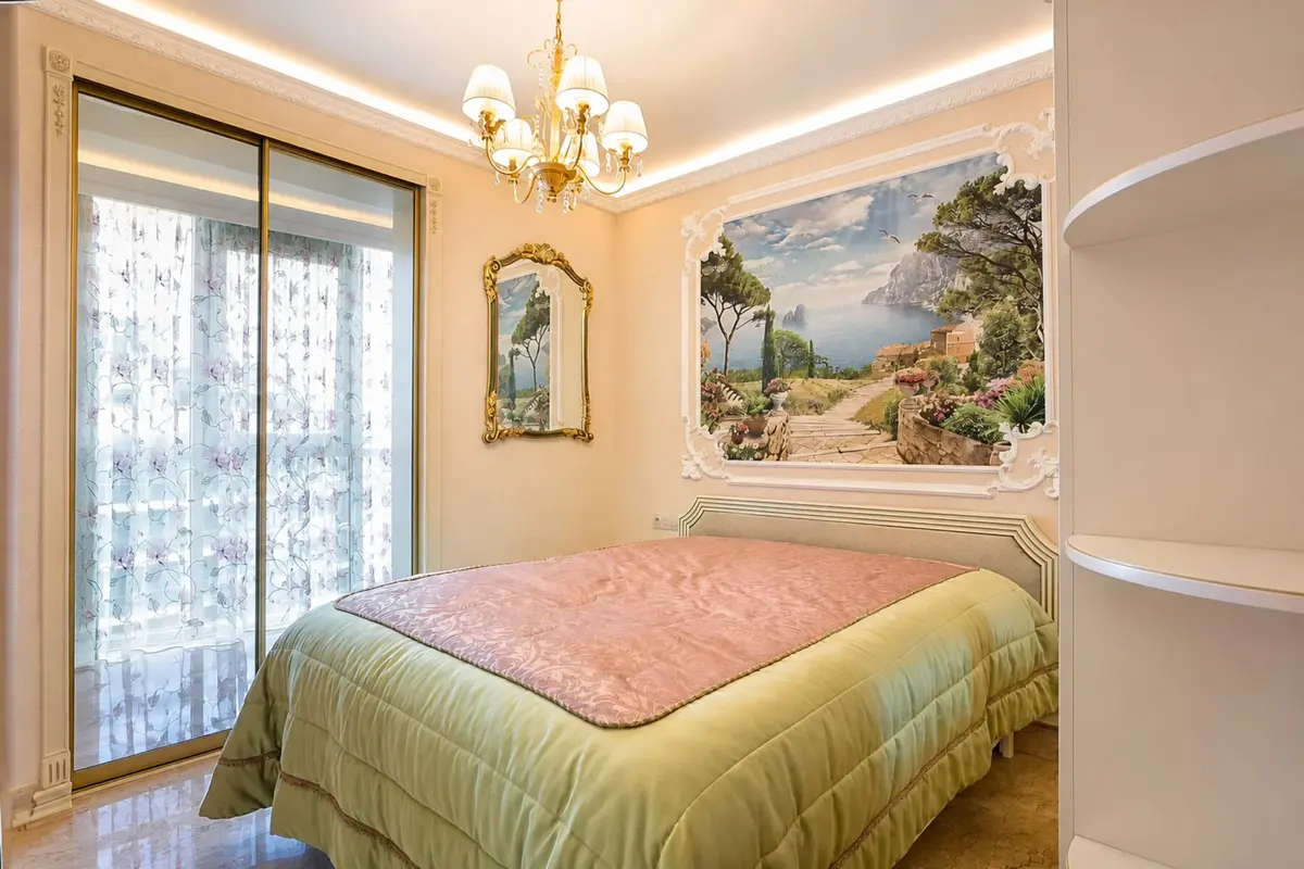 Трёхкомнатная квартира в Ялте, 101 м²