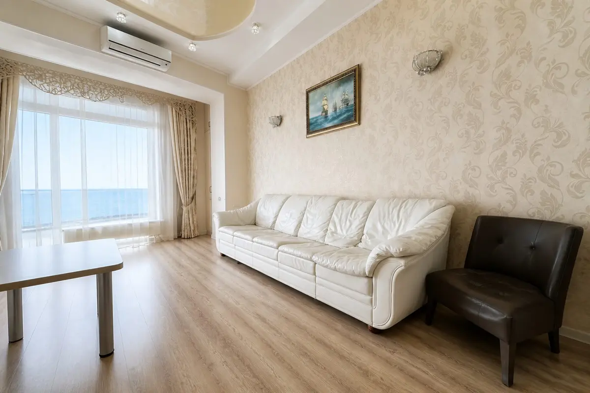 Двухкомнатная квартира в Ялте, 65 м²