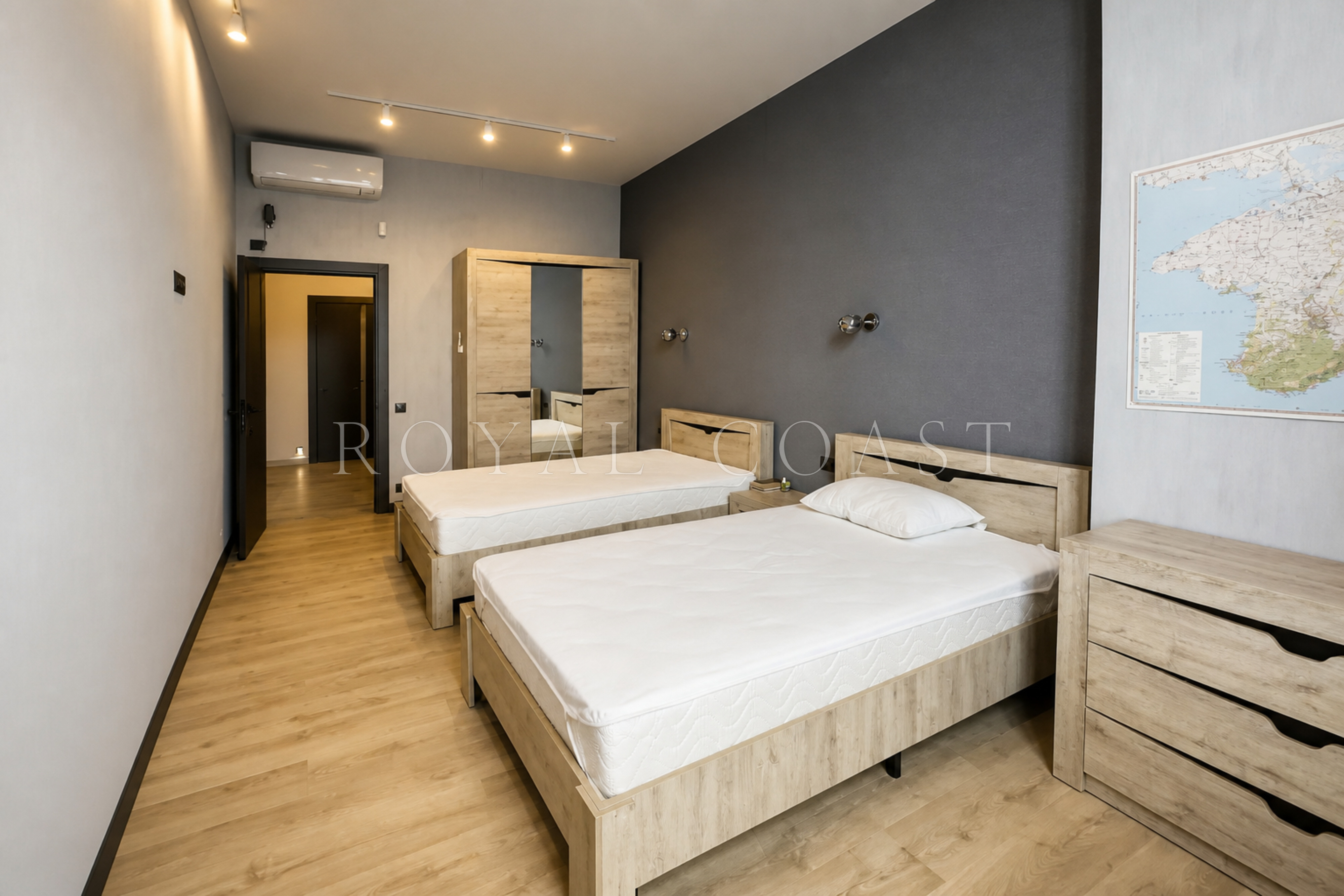 Трёхкомнатная квартира в Алупке, 120 м² — фото 14