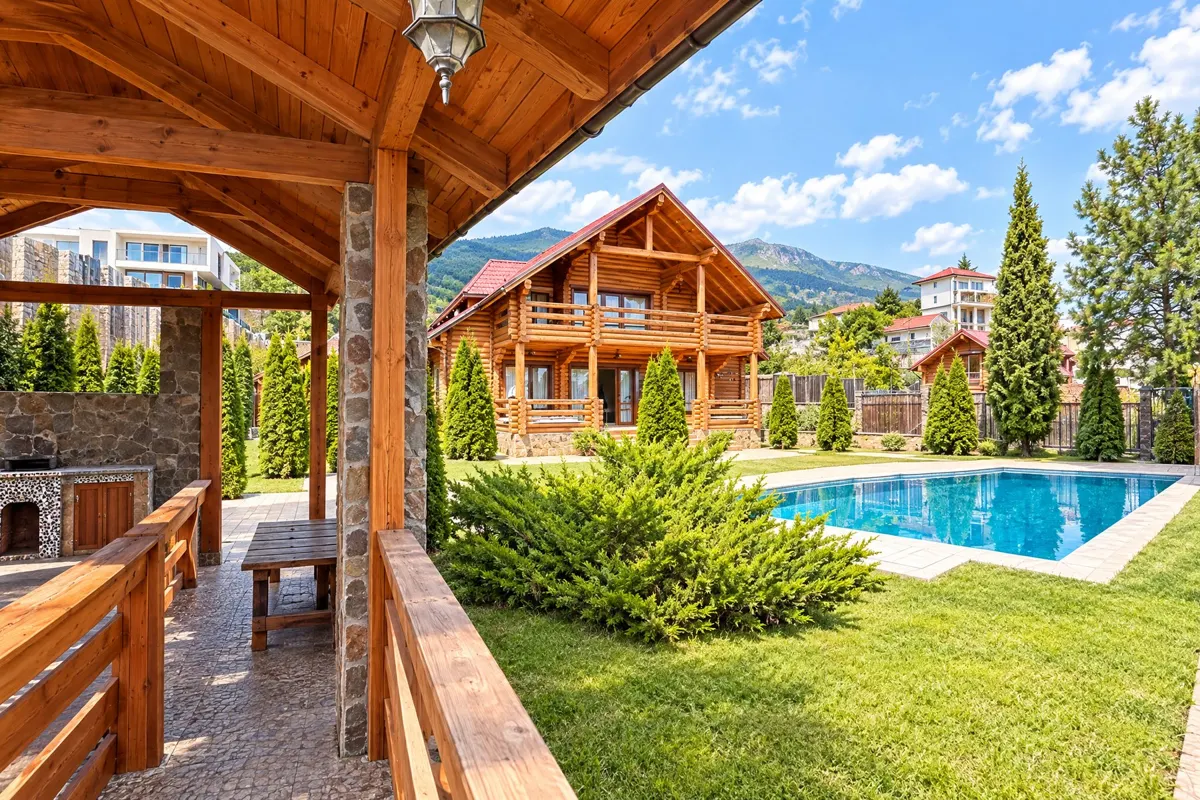 Дом из цилиндрованного бруса, 300 м², участок 15 сот. — фото 17