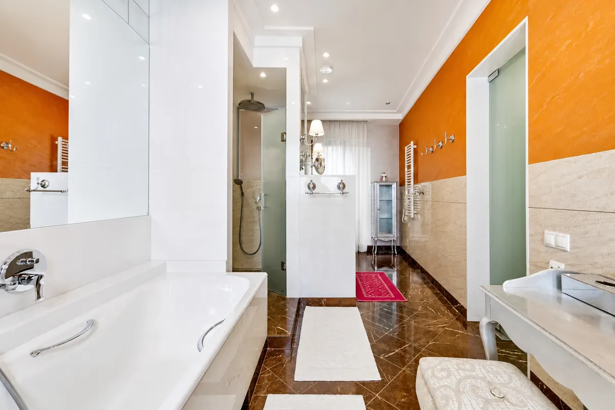 Трёхкомнатные апартаменты в Ялте, 121 м² — фото 26