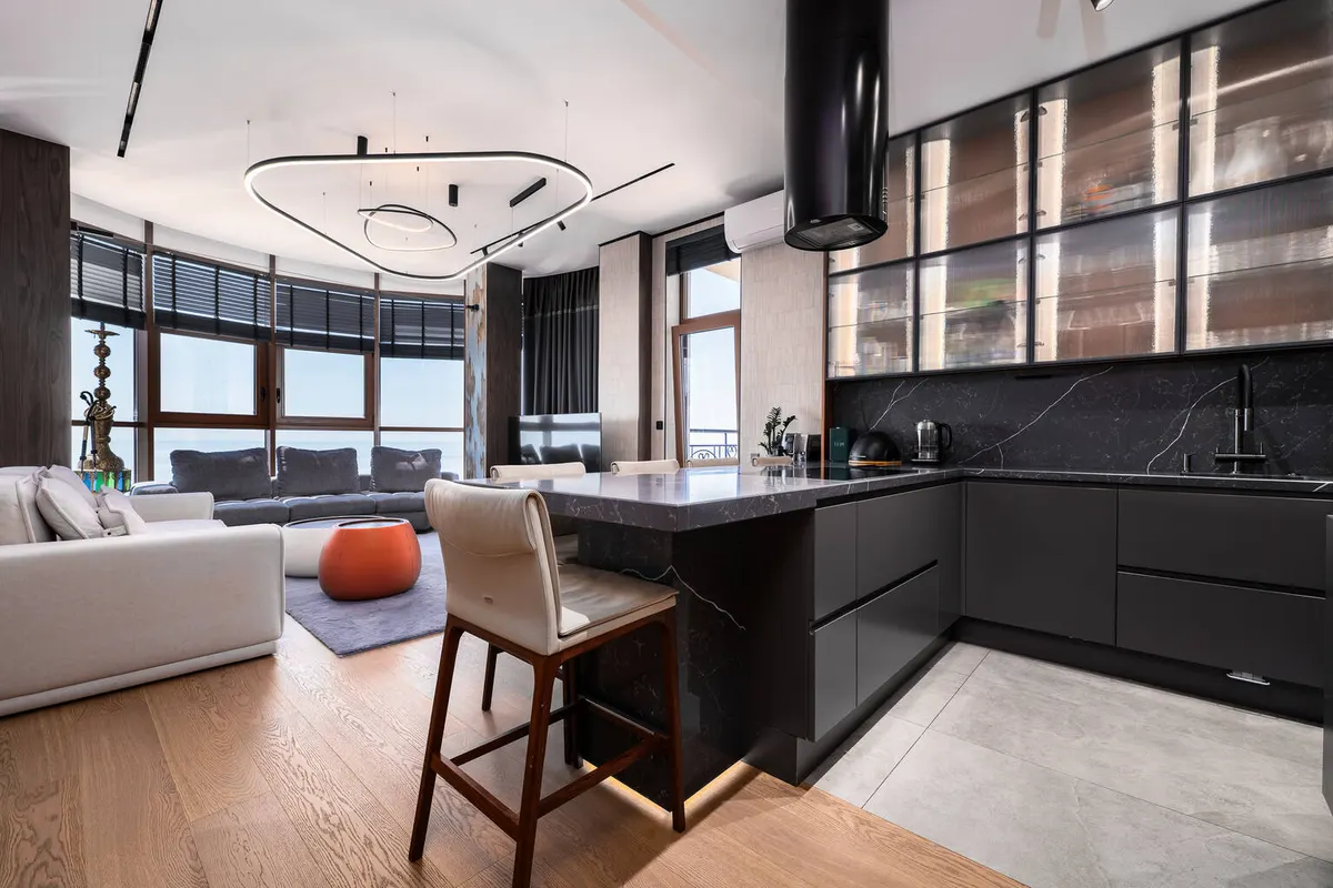 Трёхкомнатная квартира в Ялте, 117 м²
