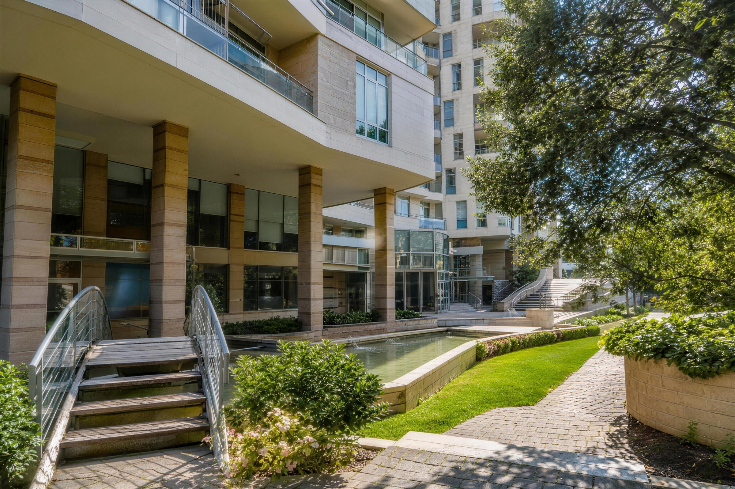 Трёхкомнатные апартаменты в Opera Prima, 100 м²