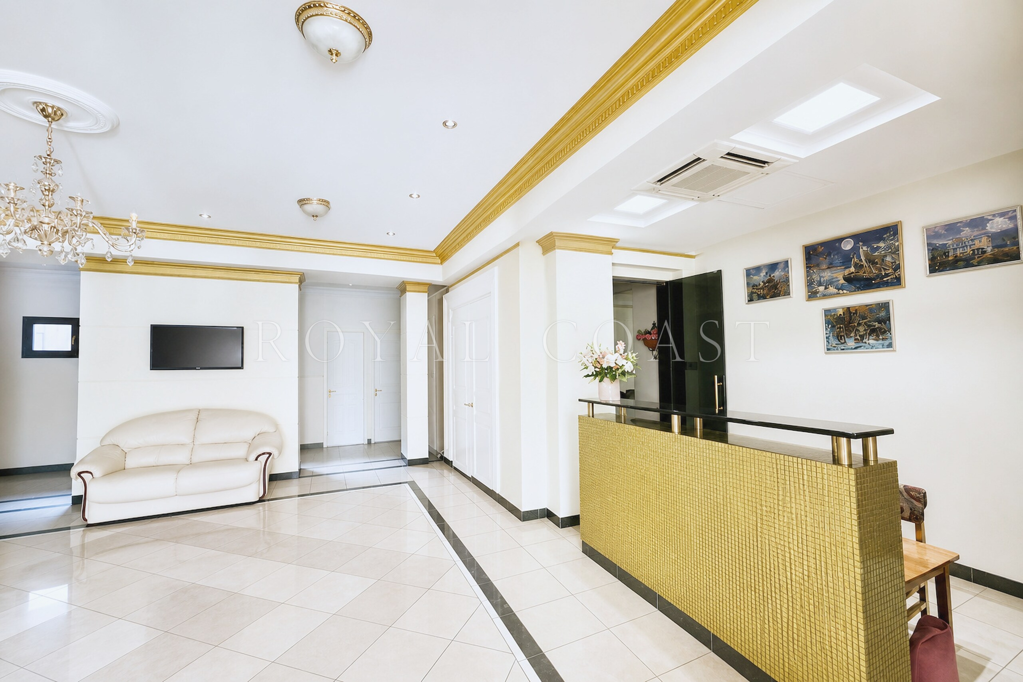 Двухкомнатная квартира в Ялте, 65.9 м² — фото 12