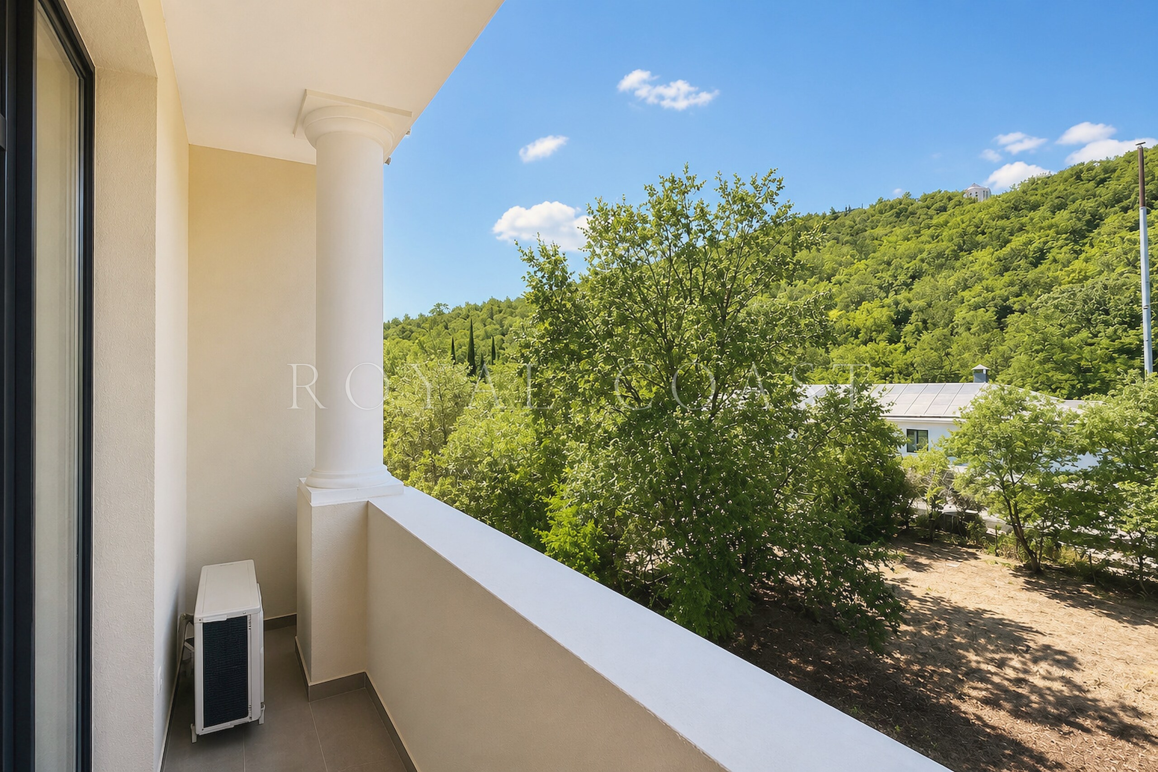 Двухкомнатная квартира в Ялте, 65.9 м² — фото 34