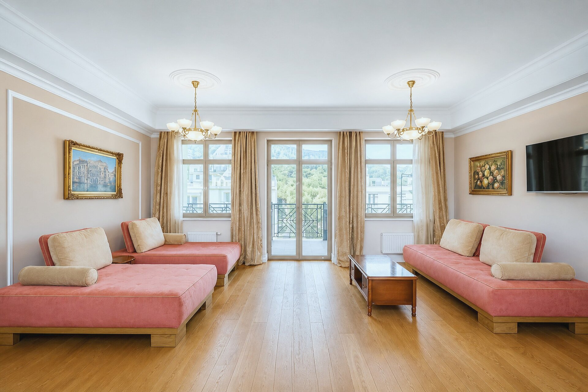 Трёхкомнатная квартира в Ореанде, 133,3 м² — фото 1