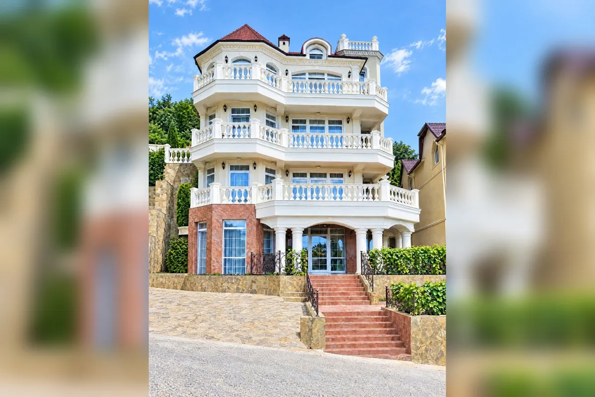 Уютная гостиница 450 м² в Отрадном — фото 2