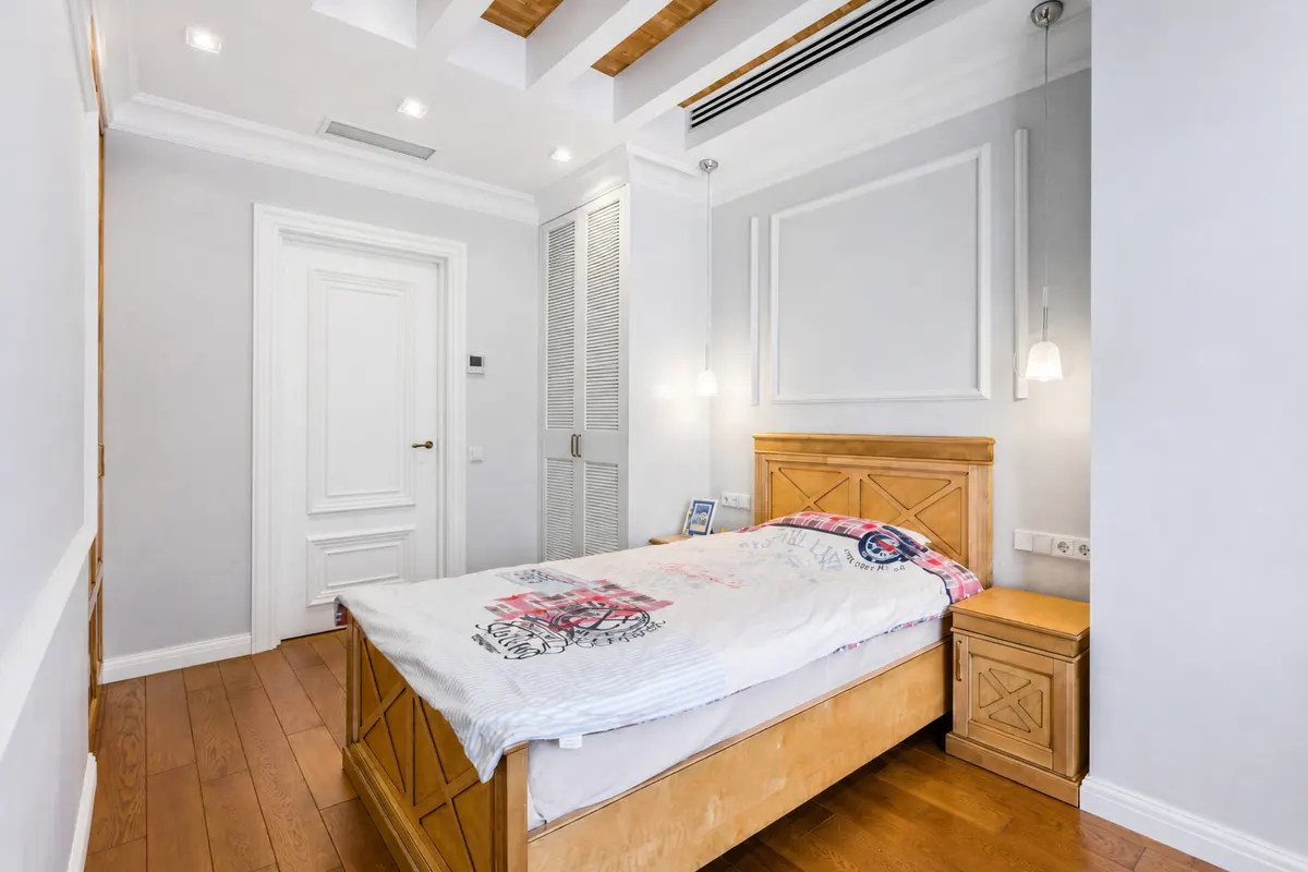 Четырёхкомнатная квартира в Ялте, 179 м² — фото 20