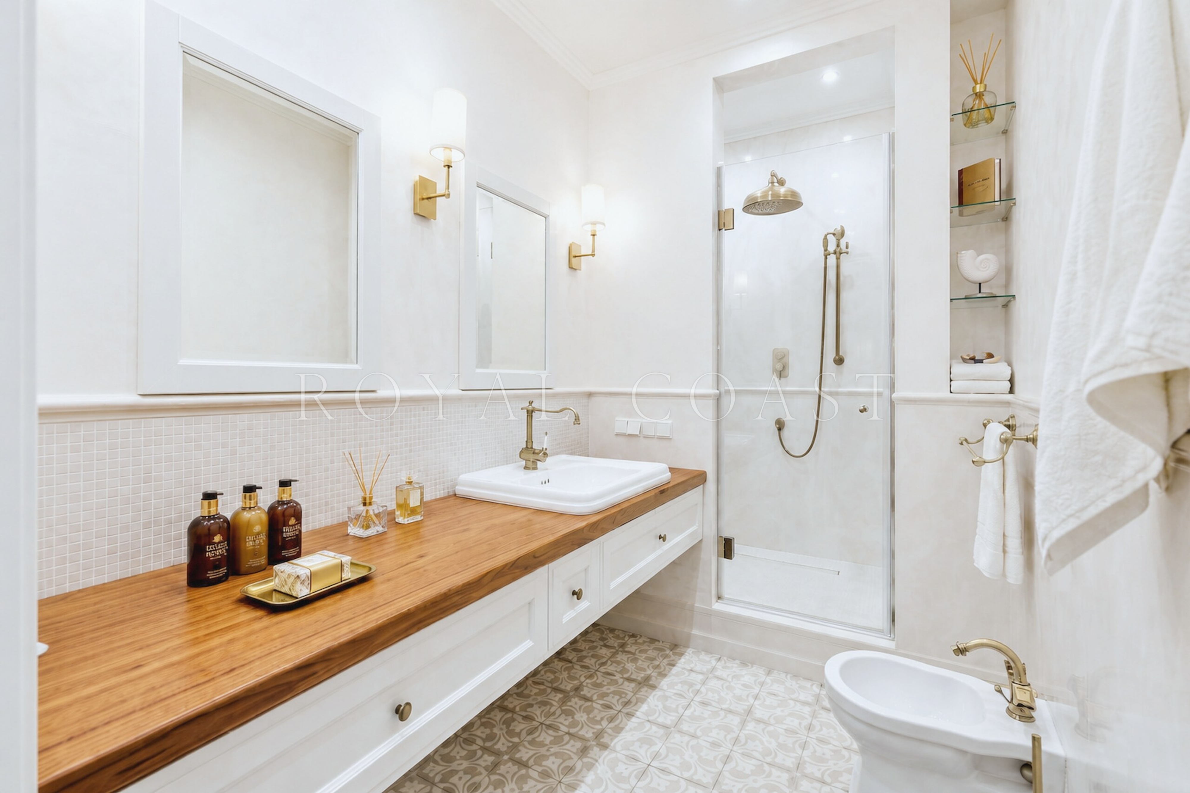 Четырёхкомнатная квартира в Ялте, 179 м² — фото 22