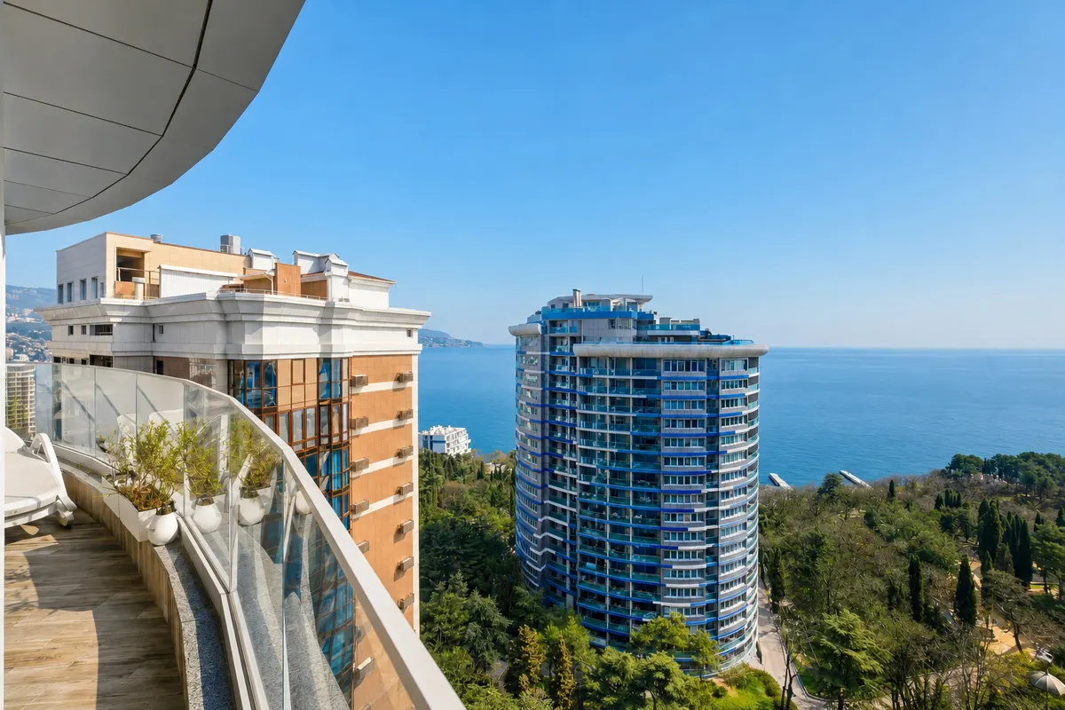 Четырёхкомнатная квартира в Ялте, 179 м² — фото 28