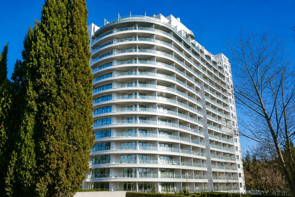 Двухкомнатные апартаменты в Ялте, 61 м² — фото 10
