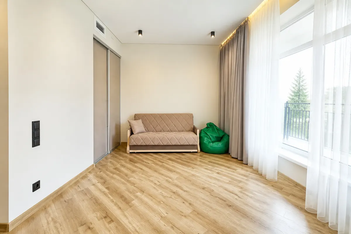 Двухкомнатные апартаменты в Ливадии, 60.5 м² — фото 8