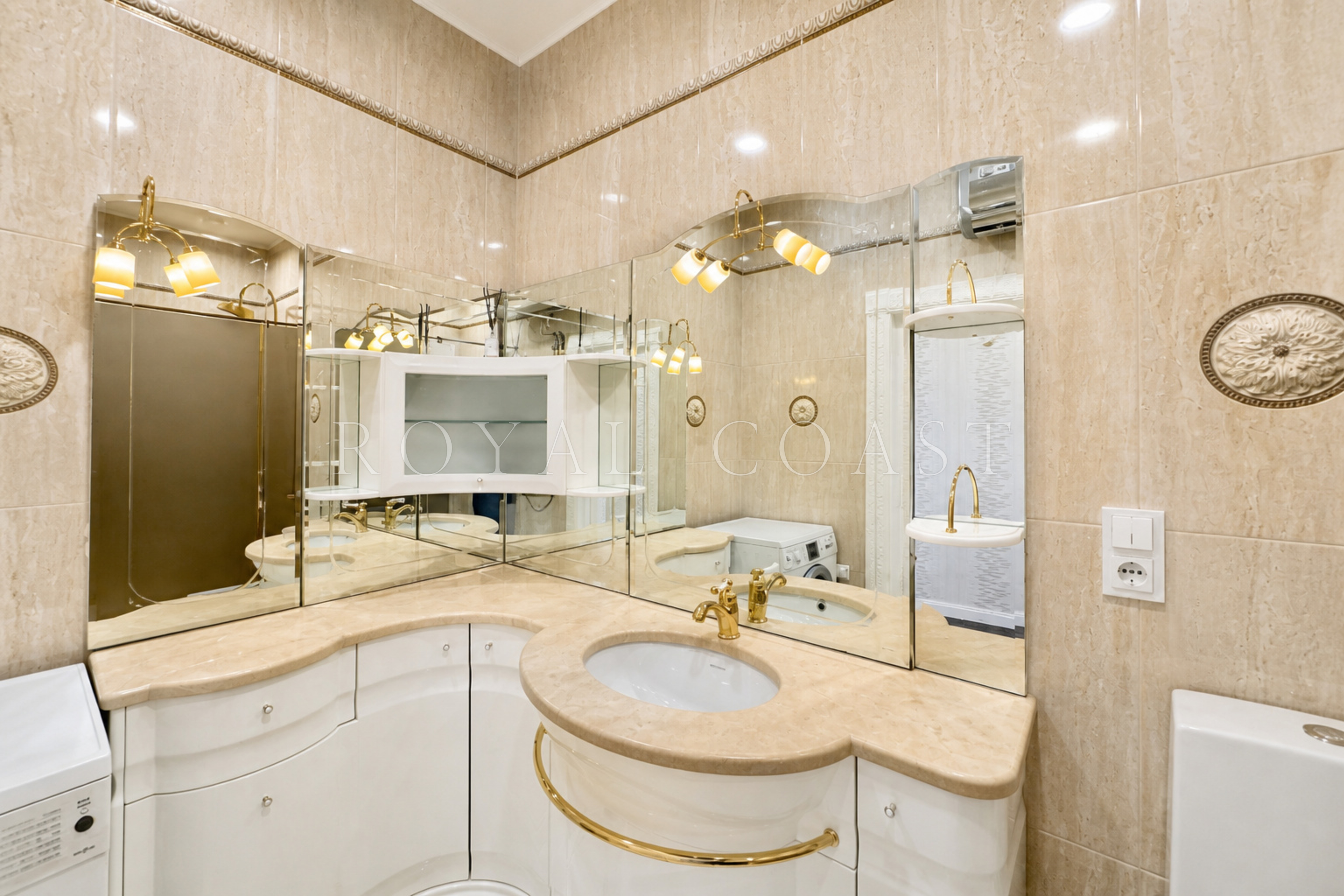 Двухкомнатная квартира в Ялте, 105.1 м² — фото 24