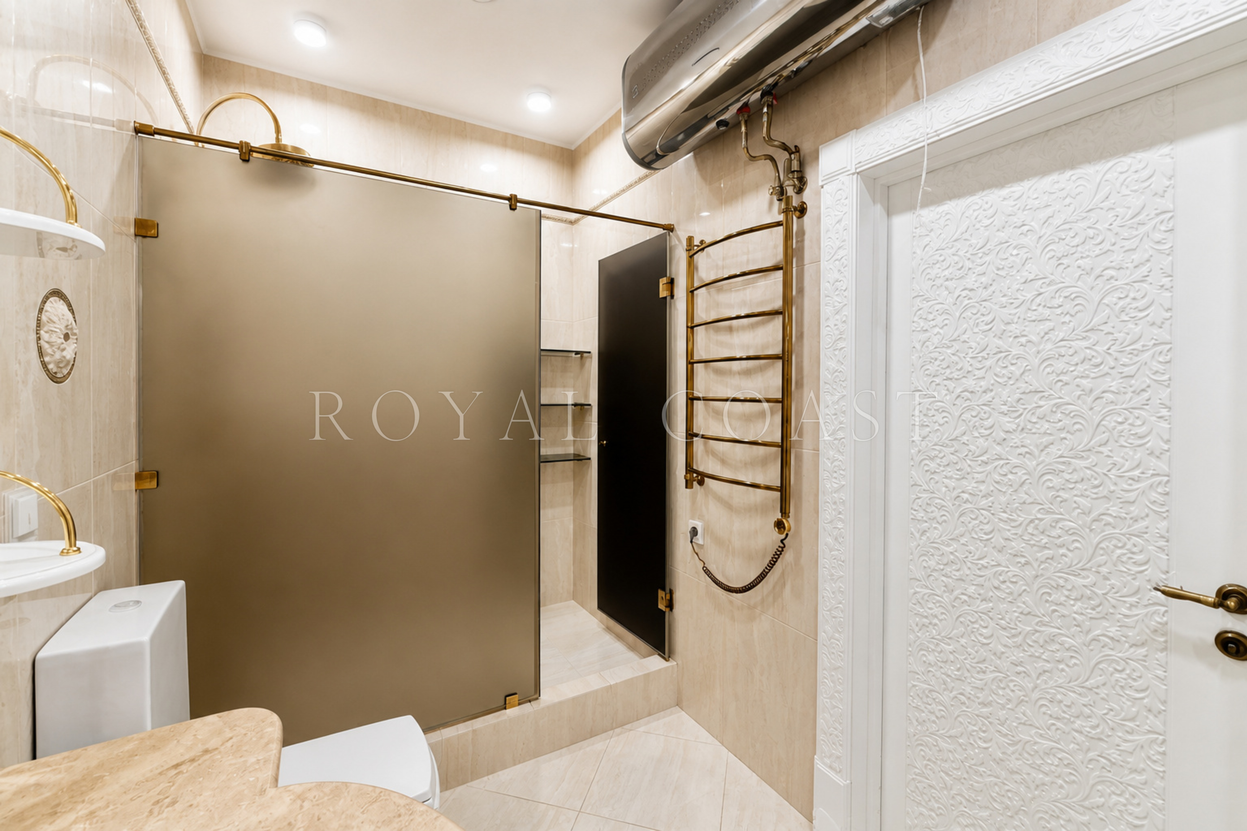 Двухкомнатная квартира в Ялте, 105.1 м² — фото 25