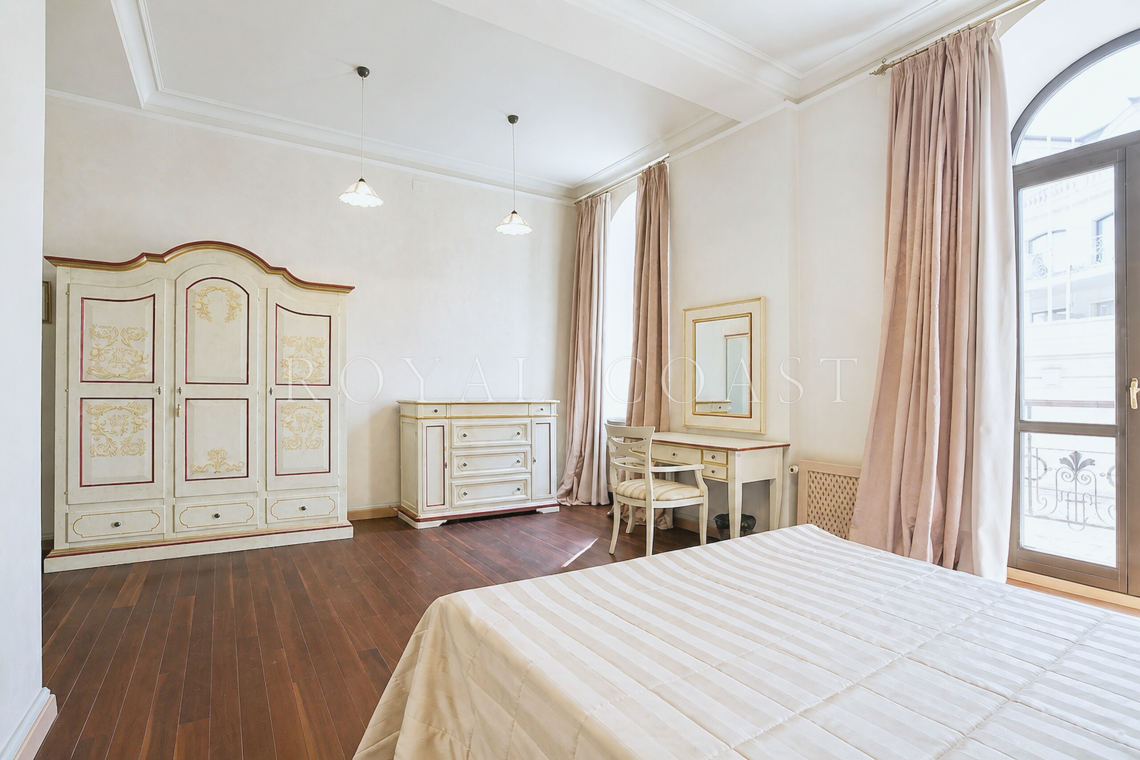 Трёхкомнатная квартира в Ялте, 166.3 м² — фото 13