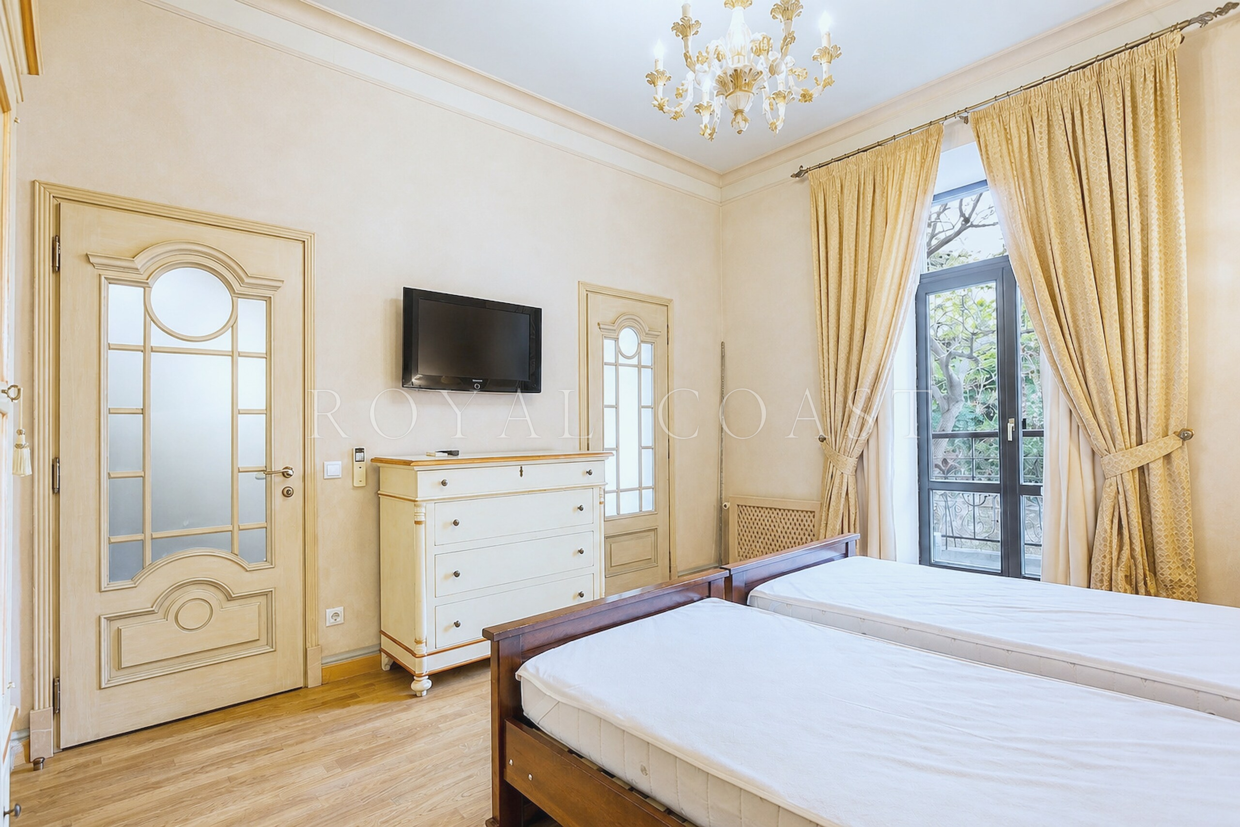 Трёхкомнатная квартира в Ялте, 166.3 м² — фото 22