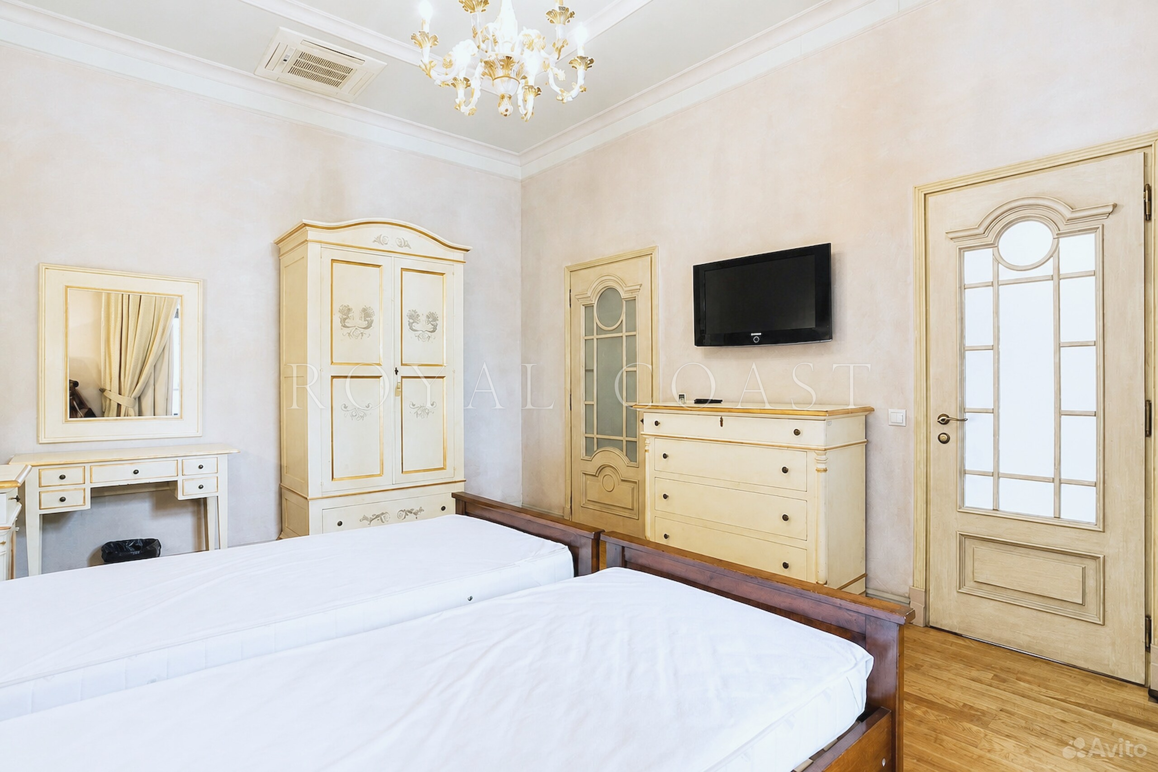 Трёхкомнатная квартира в Ялте, 166.3 м² — фото 23