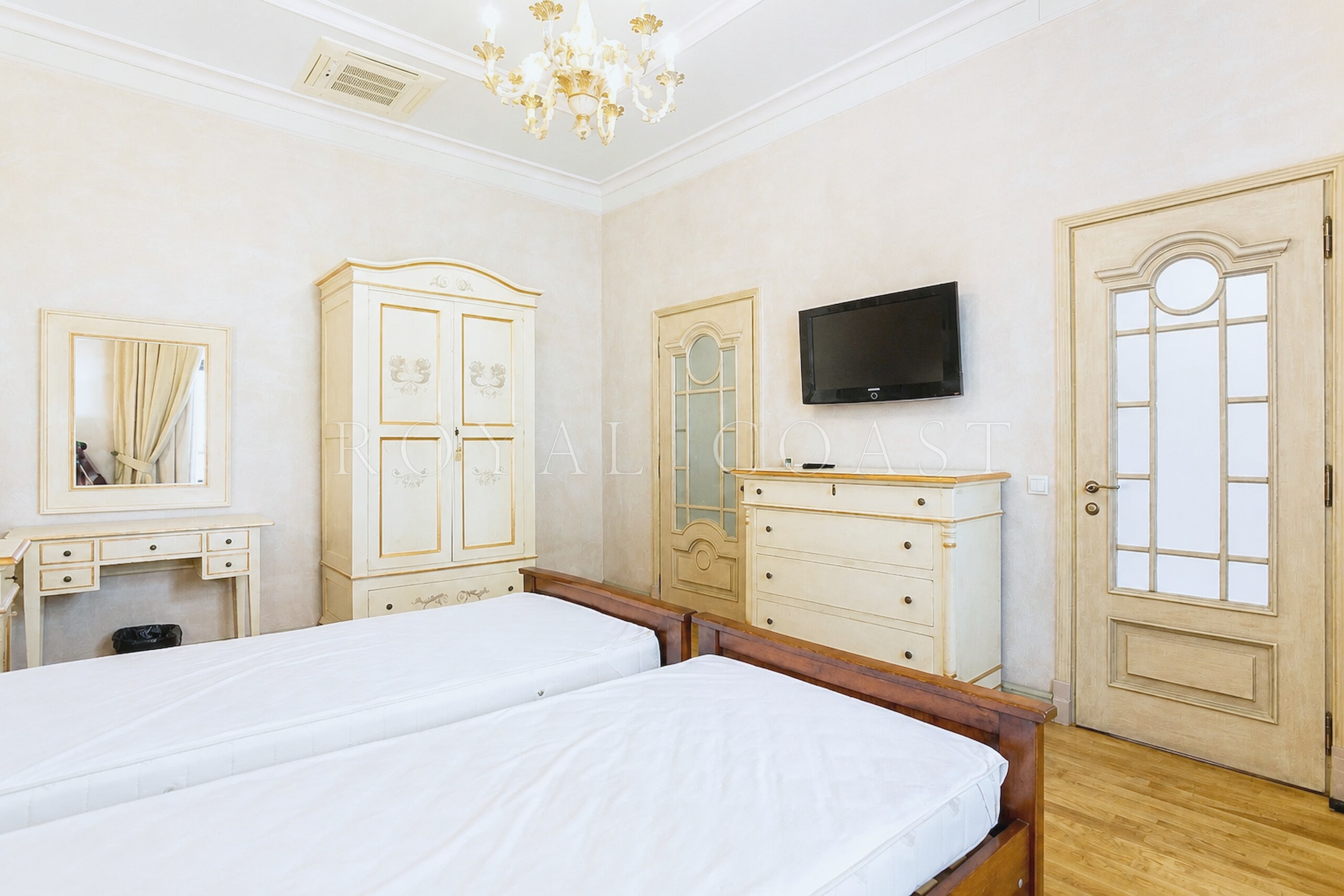 Трёхкомнатная квартира в Ялте, 166.3 м² — фото 24