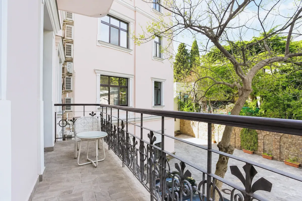 Трёхкомнатная квартира в Ялте, 166.3 м² — фото 32