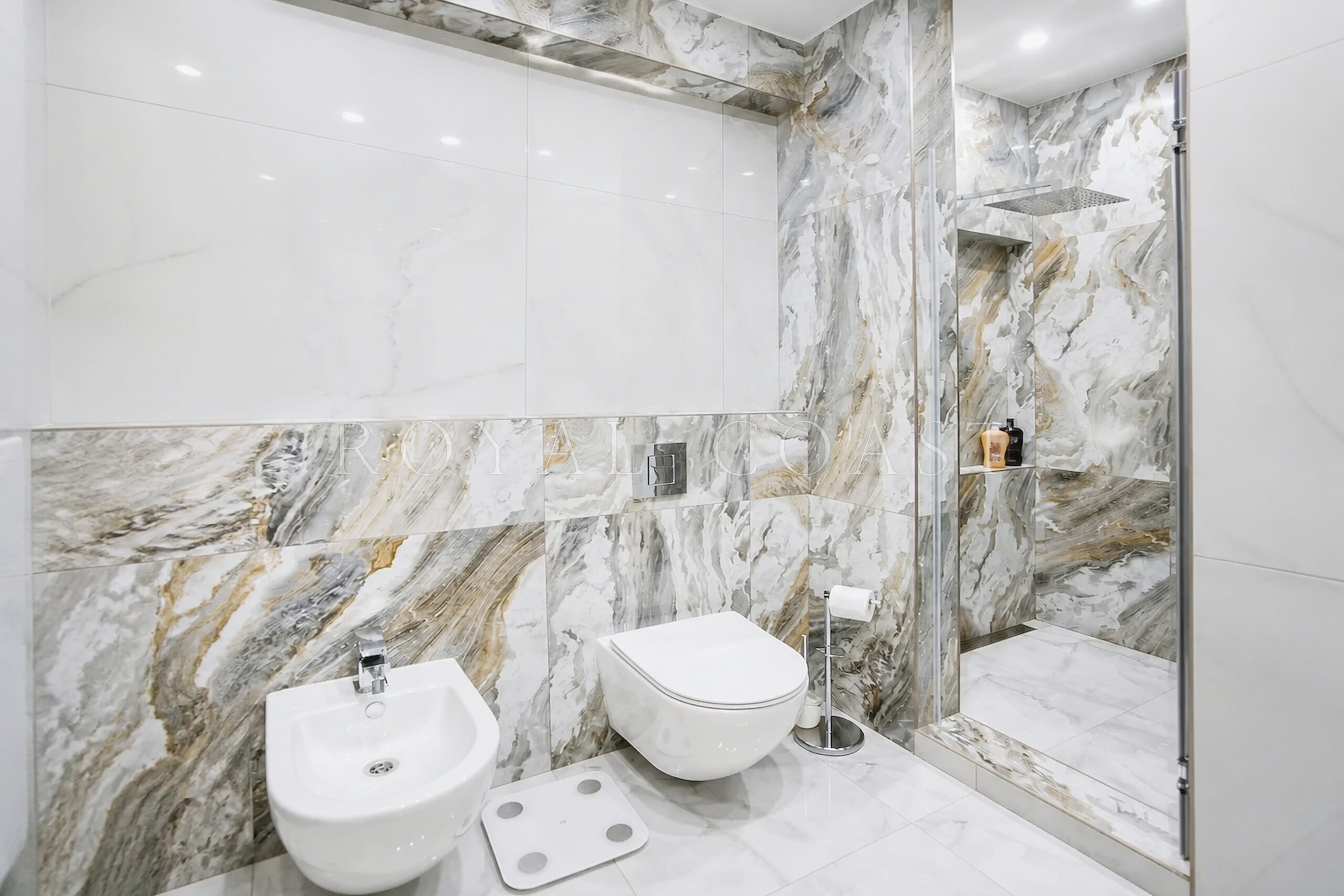 Четырёхкомнатная квартира в Ялте, 176 м² — фото 11