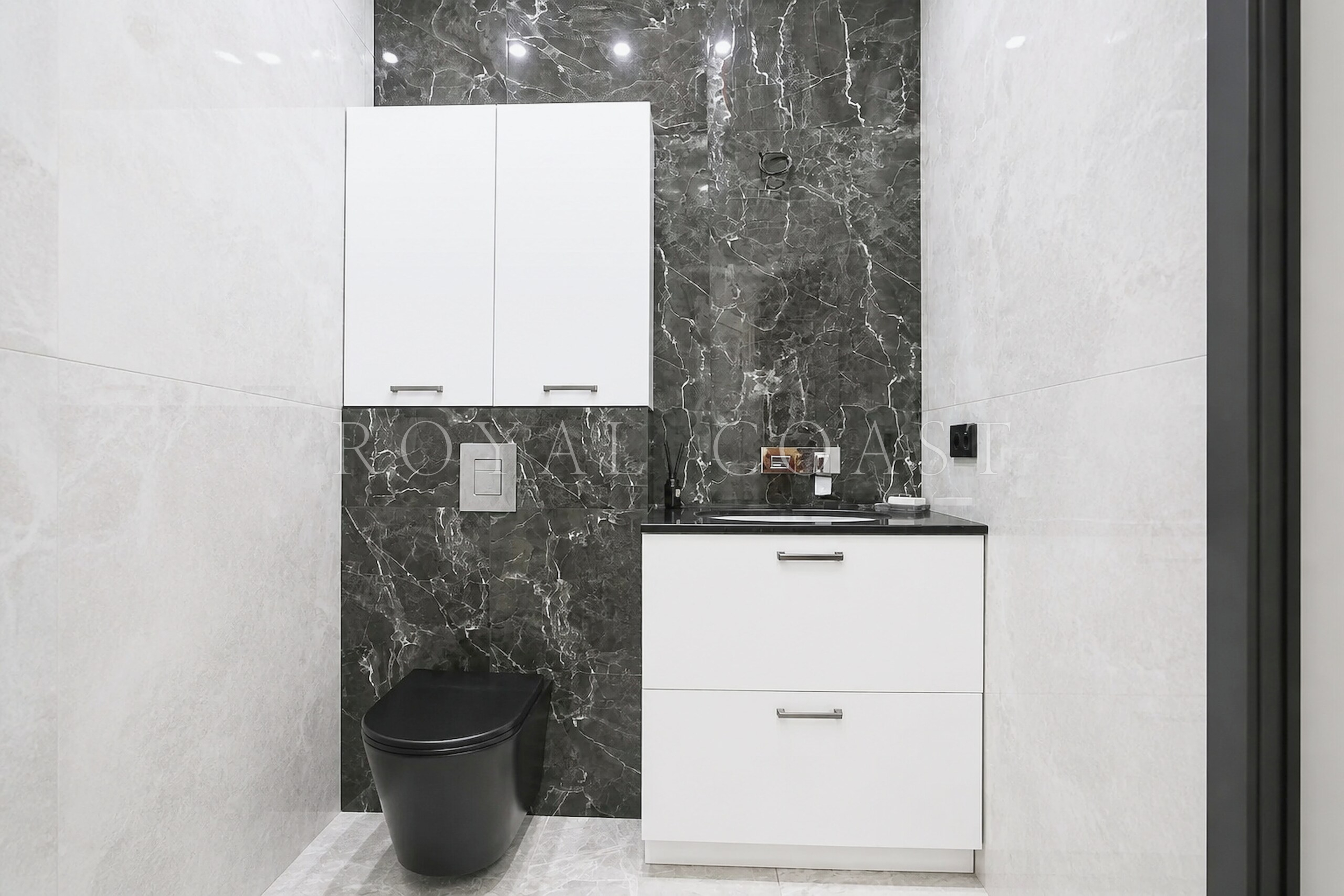 Четырёхкомнатная квартира в Ялте, 176 м² — фото 25