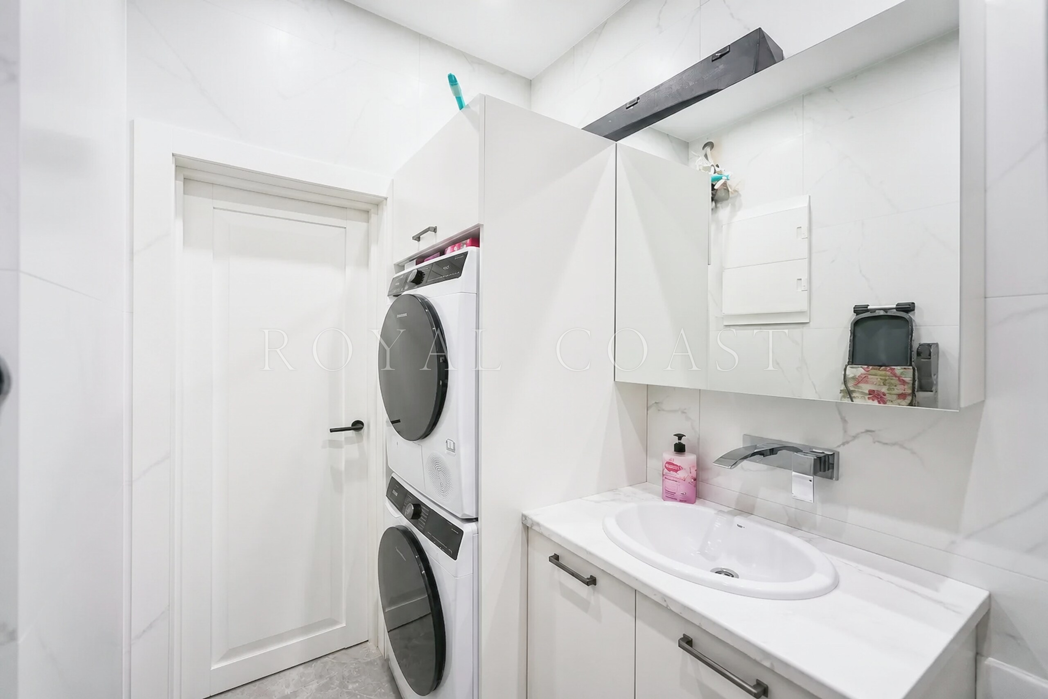 Четырёхкомнатная квартира в Ялте, 176 м² — фото 3